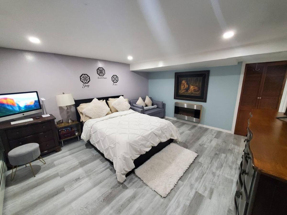 Lovely 2 Bedroom Apartment With 2 Entrance And Parking 뉴욕 외부 사진