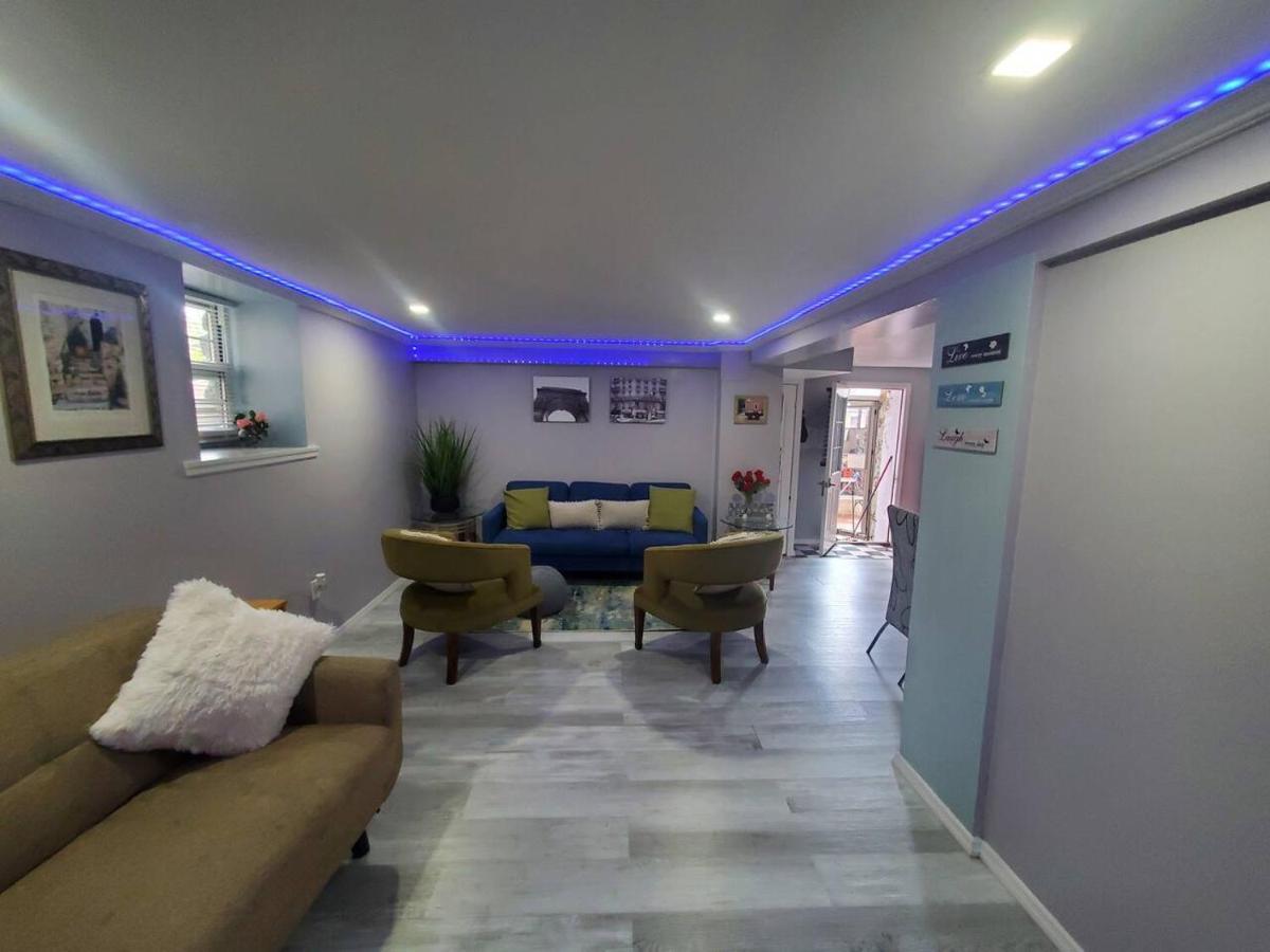 Lovely 2 Bedroom Apartment With 2 Entrance And Parking 뉴욕 외부 사진