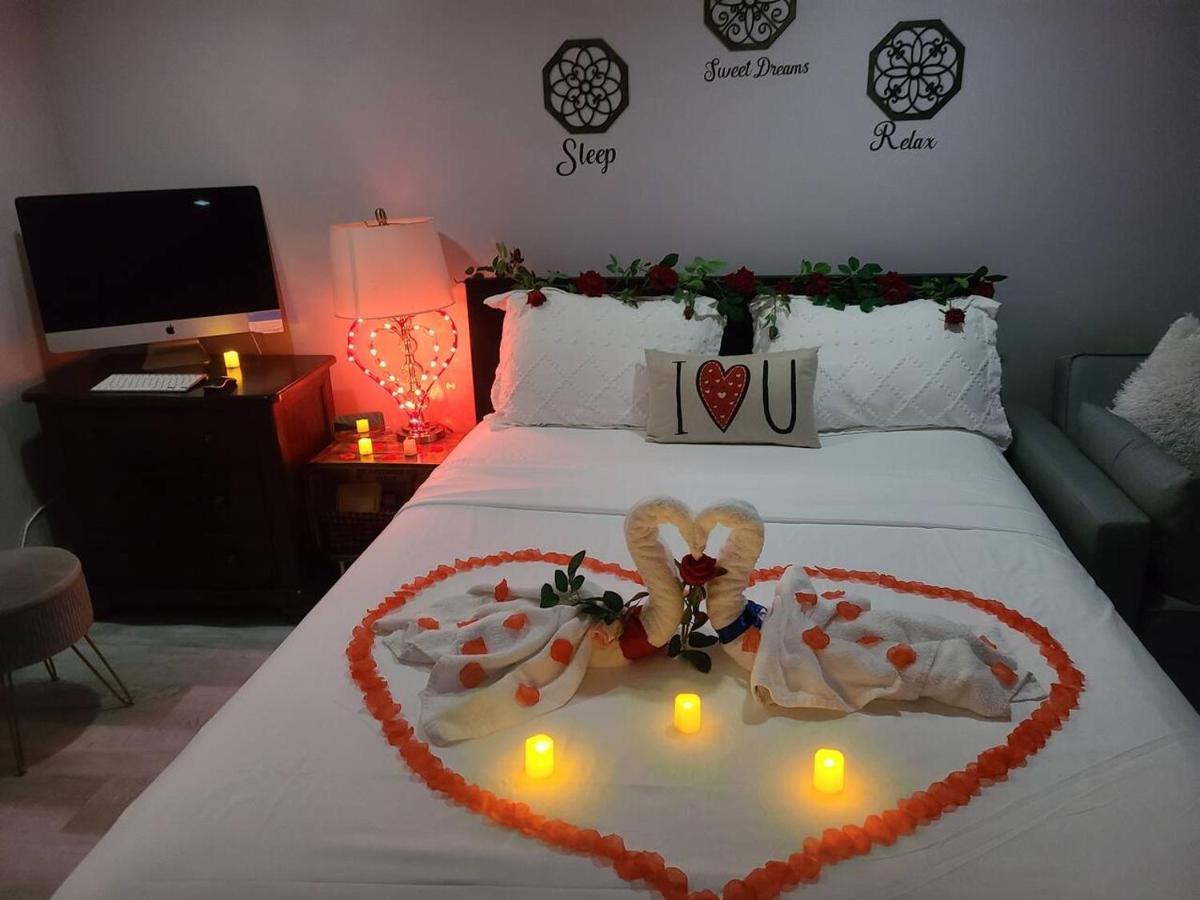 Lovely 2 Bedroom Apartment With 2 Entrance And Parking 뉴욕 외부 사진
