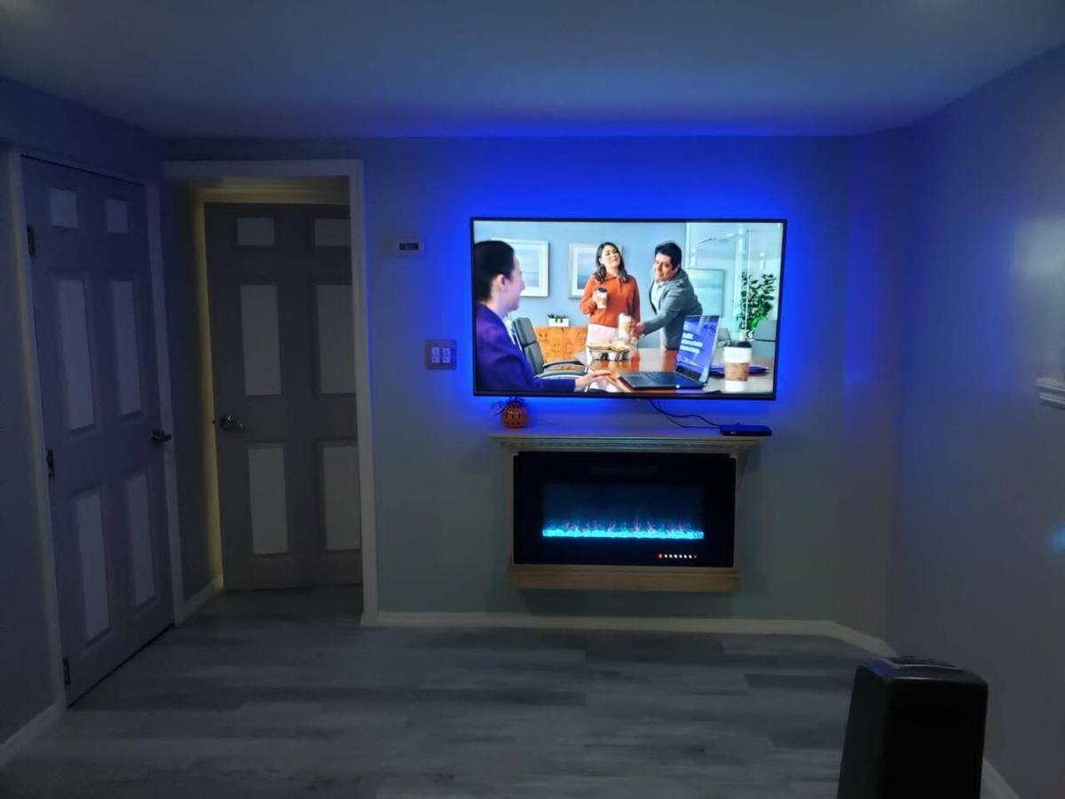 Lovely 2 Bedroom Apartment With 2 Entrance And Parking 뉴욕 외부 사진