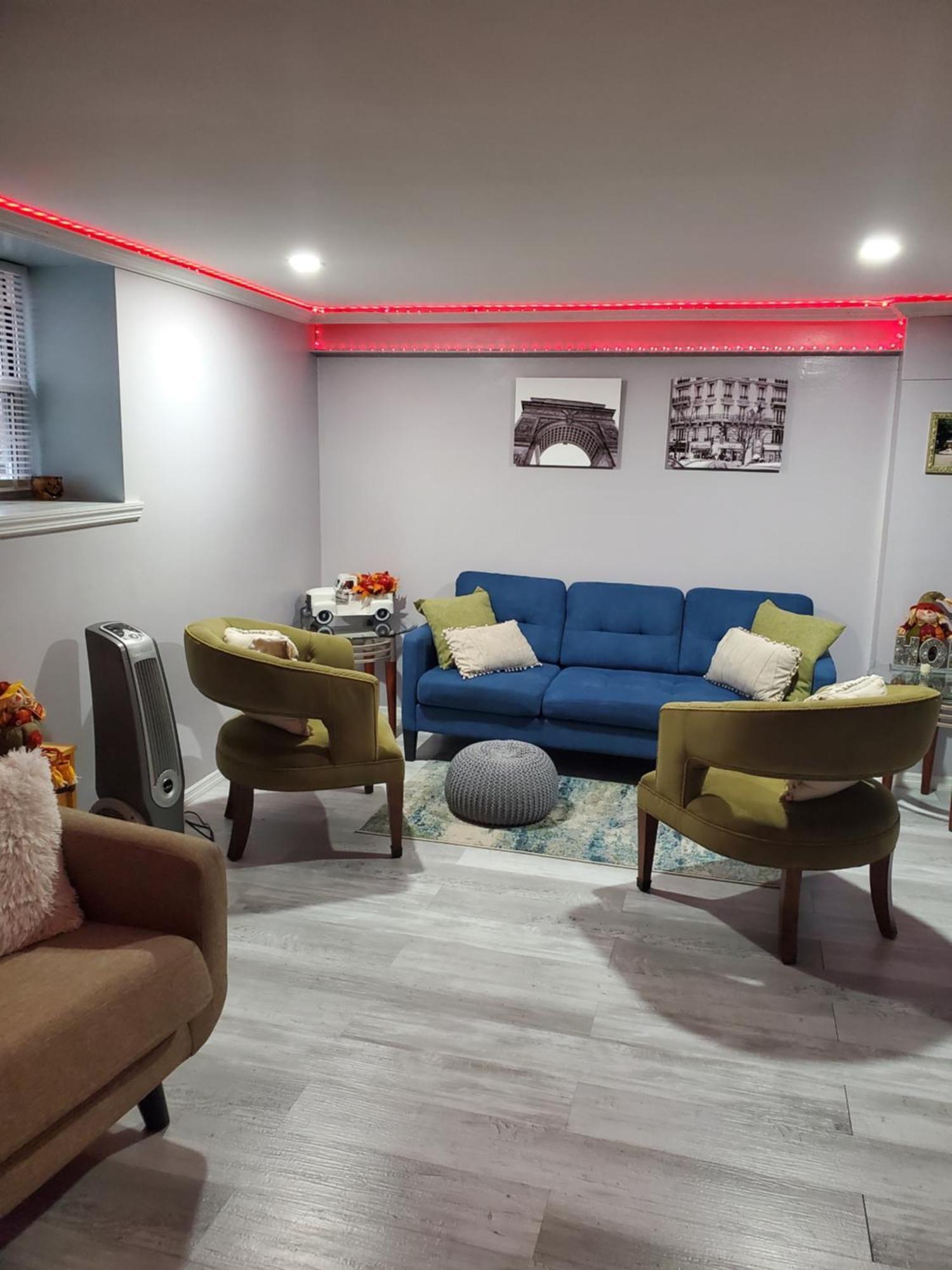 Lovely 2 Bedroom Apartment With 2 Entrance And Parking 뉴욕 외부 사진