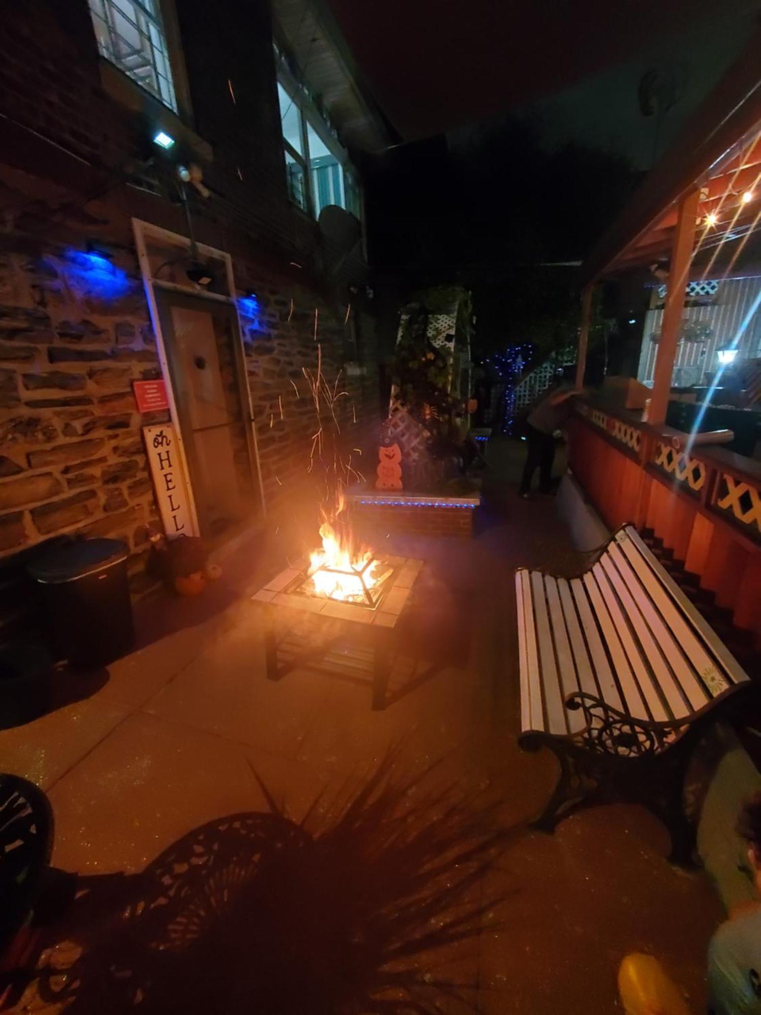 Lovely 2 Bedroom Apartment With 2 Entrance And Parking 뉴욕 외부 사진