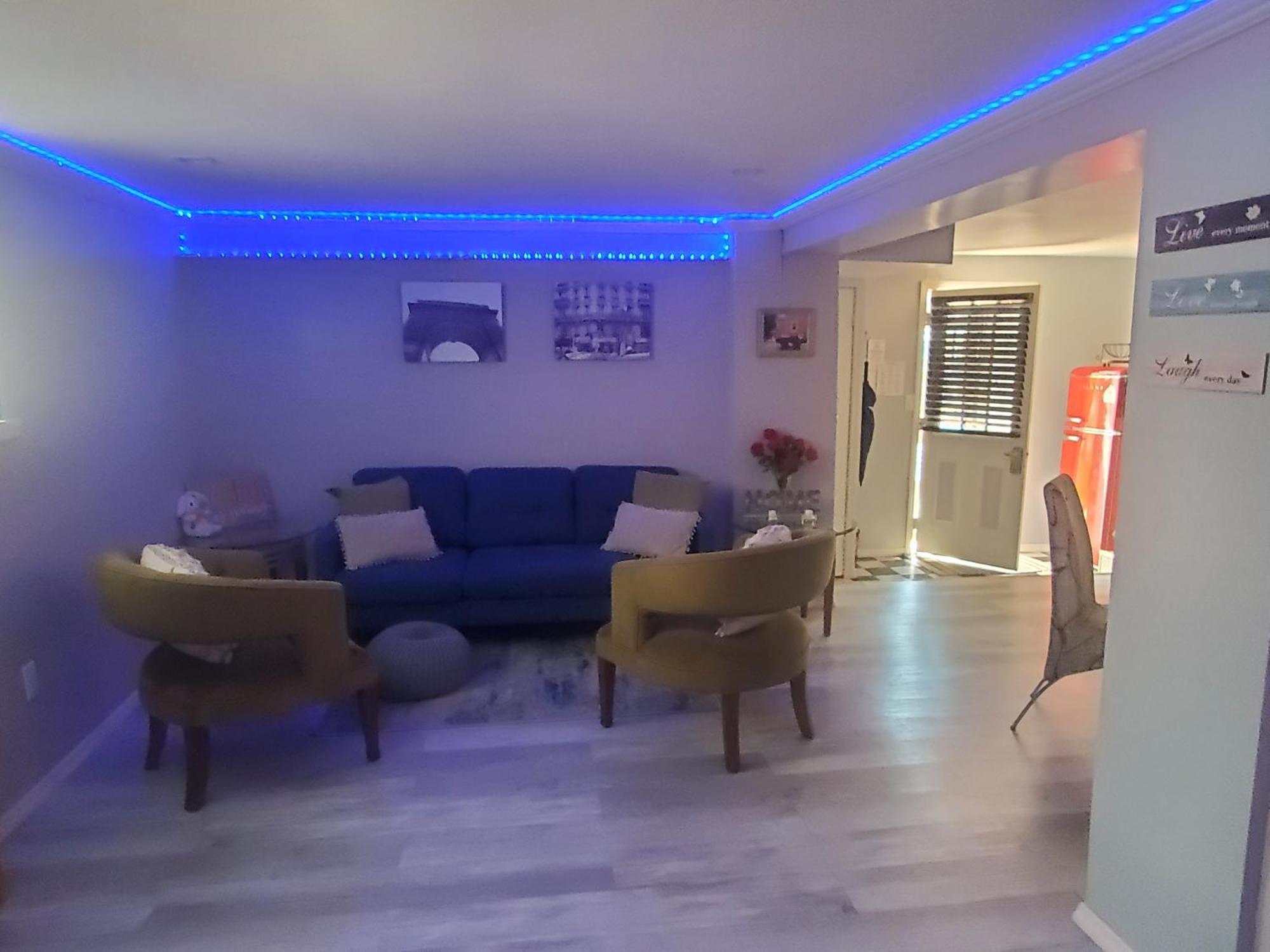 Lovely 2 Bedroom Apartment With 2 Entrance And Parking 뉴욕 외부 사진