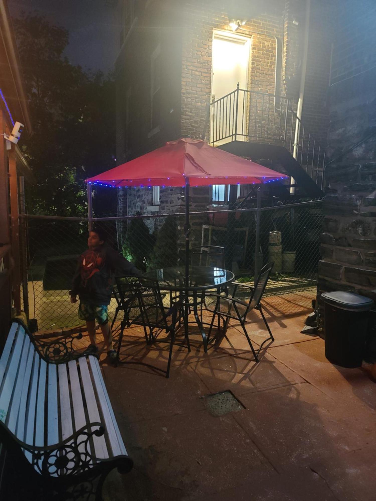 Lovely 2 Bedroom Apartment With 2 Entrance And Parking 뉴욕 외부 사진